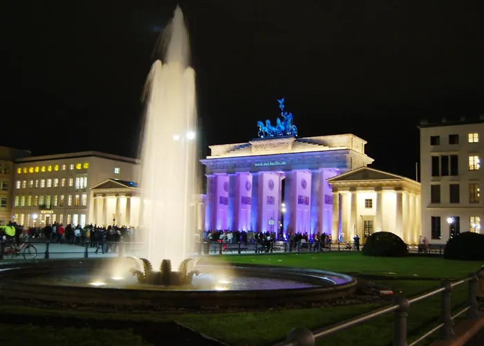 Aptc Downtown Monument4Rent Near Checkpoint Charlie